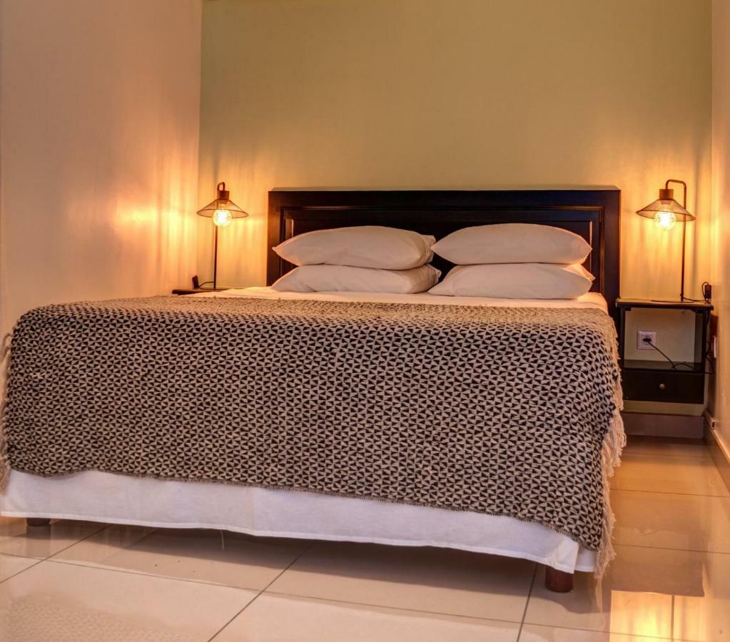 Hotel Pelican Schoelcher Ngoại thất bức ảnh